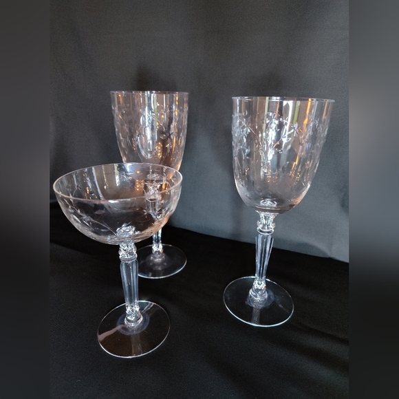 Vintage Fostoria Christiana, 1940's. Two Wine, One Sherbet - Picture 1 of 4